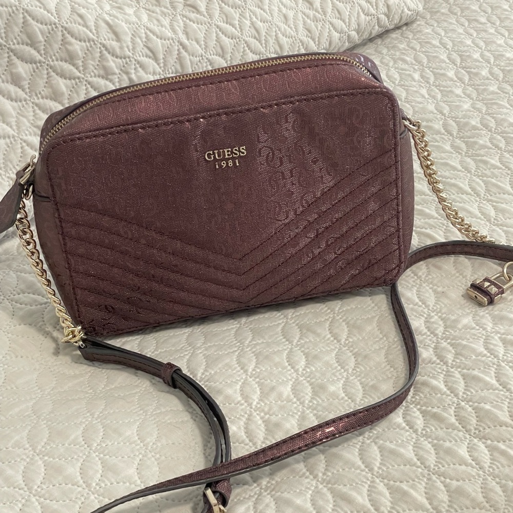 Guess crossbody bag